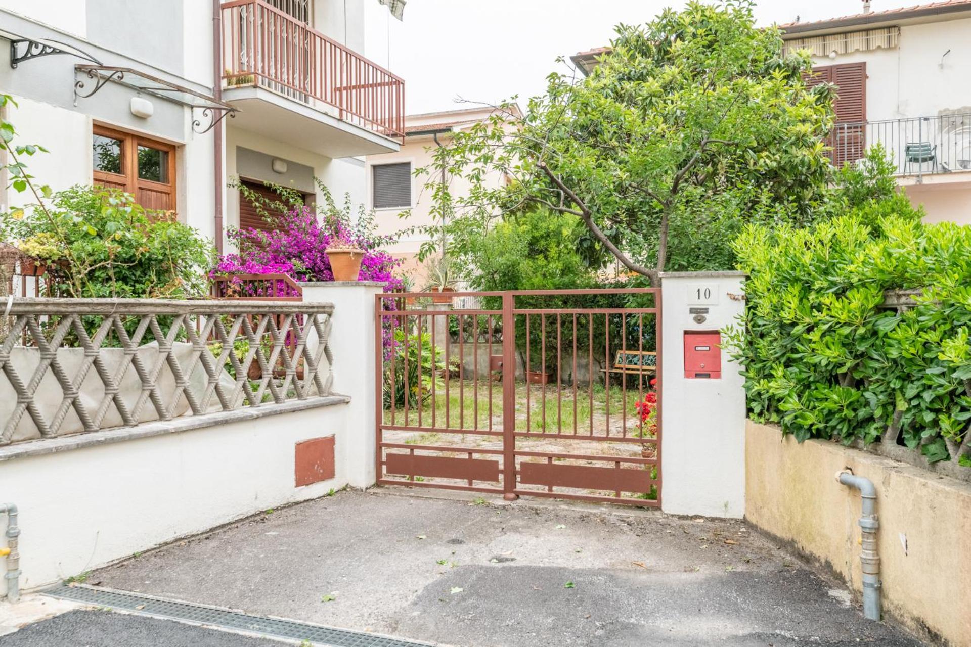 Garden House,Pisa Διαμέρισμα Εξωτερικό φωτογραφία